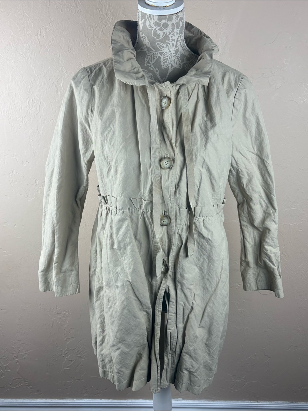 Loft Ruffle Trim Tan Trench Rain Coat Jacket Women’s Size Medium